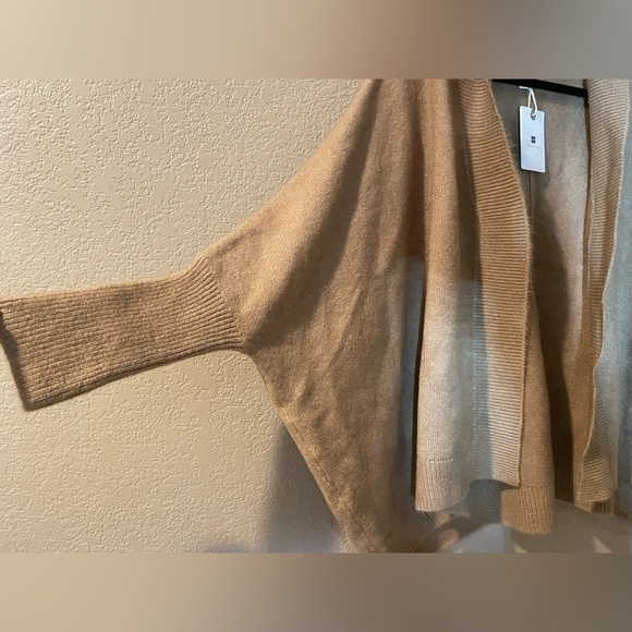Look by M NWT Cozy Tan Women's Cardigan - Picture 4 of 7